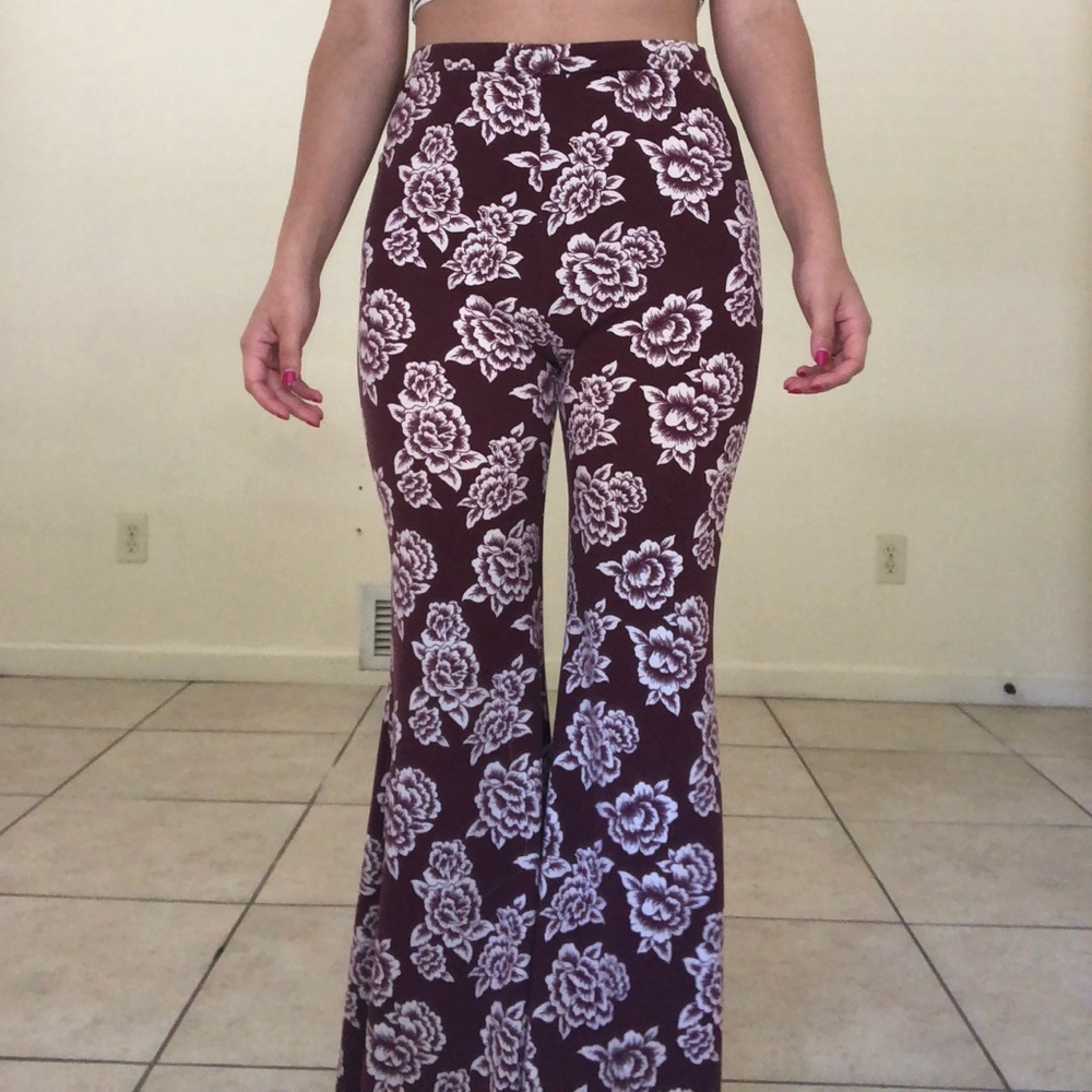 NWT Forever 21 Bell Bottom Leggings